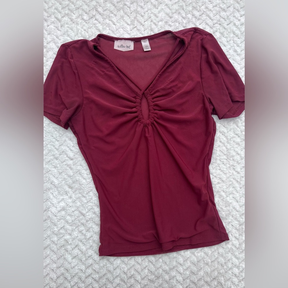 Willow + Root Sheer Maroon Short Sleeve Top Keyhole Ruching Detail - Picture 2 of 8
